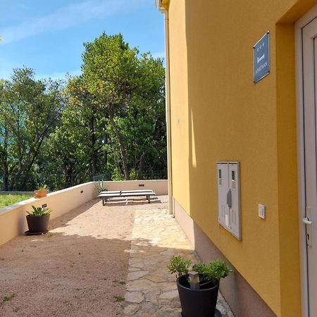 Spacious Apartment Close To The Sea In Split Area Kaštela Zewnętrze zdjęcie
